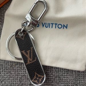 Louis Vuitton monogram skateboard 🛹 key chain
